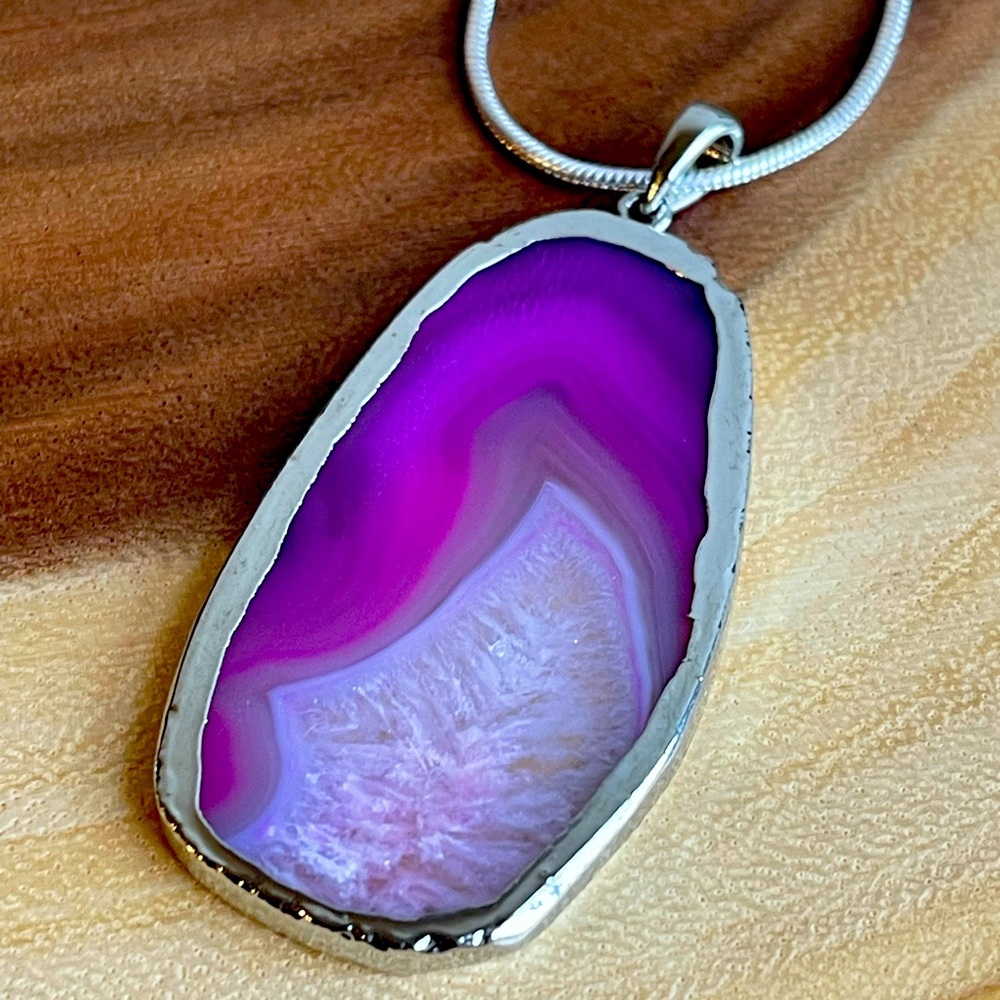 Pink agate slice necklace with silver plated chain